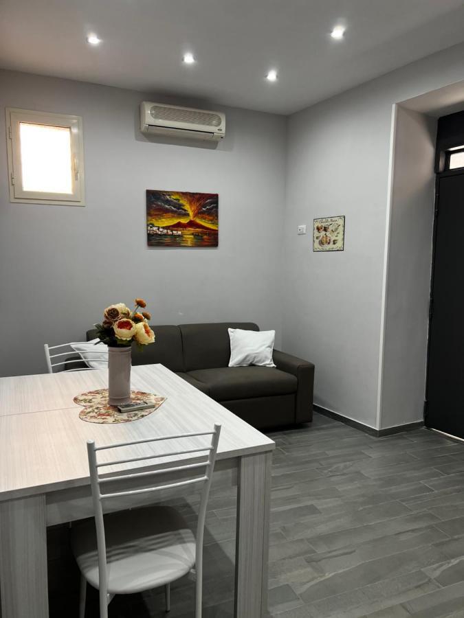 House Tomas Apartman Nápoly Kültér fotó